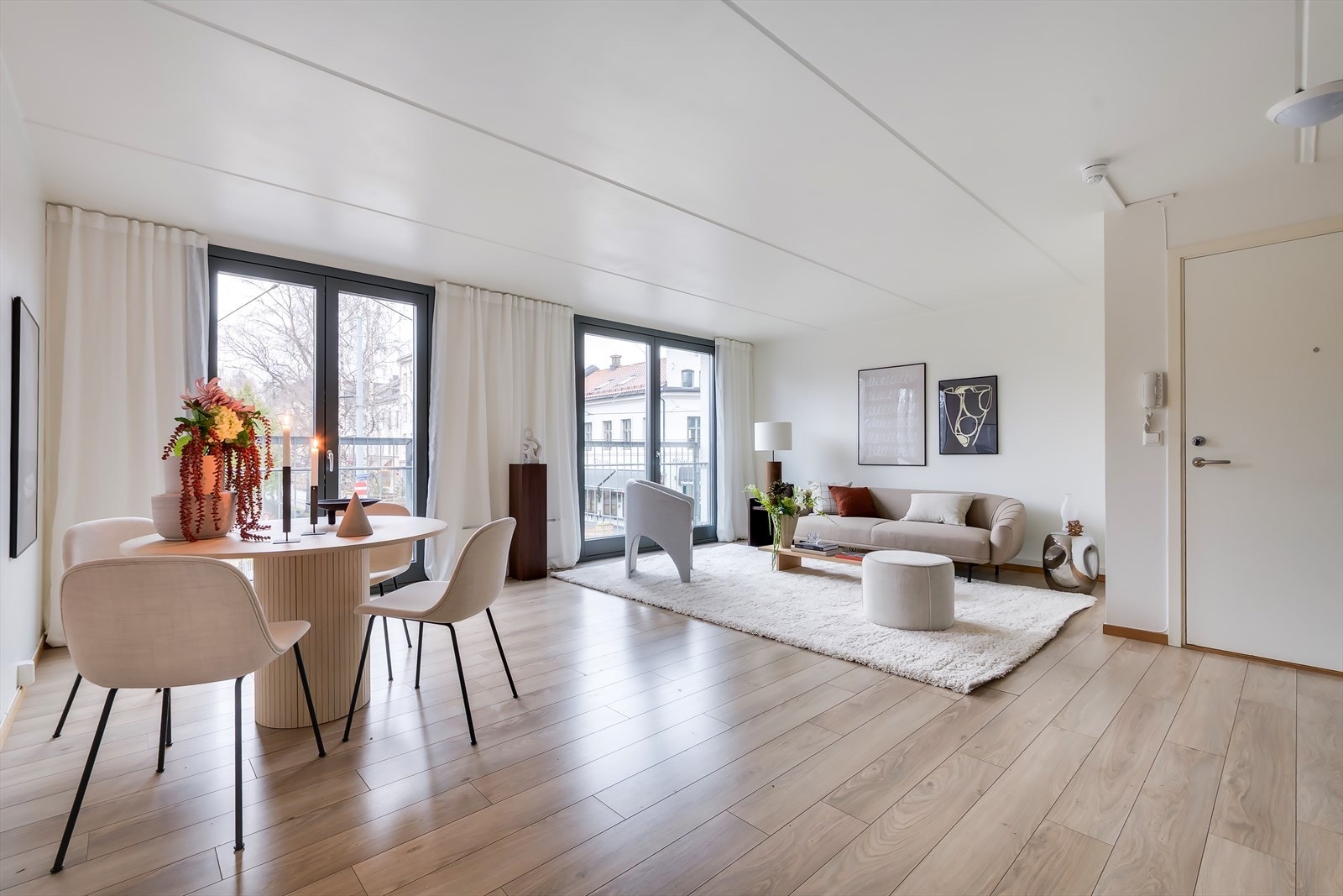 Velkommen til Thorvald Meyers gate 80 - Presenteres av Silje Heggø og Joachim Lindhjem v/Nordvik. (Foto: Kenneth Willassen) Galleribilde