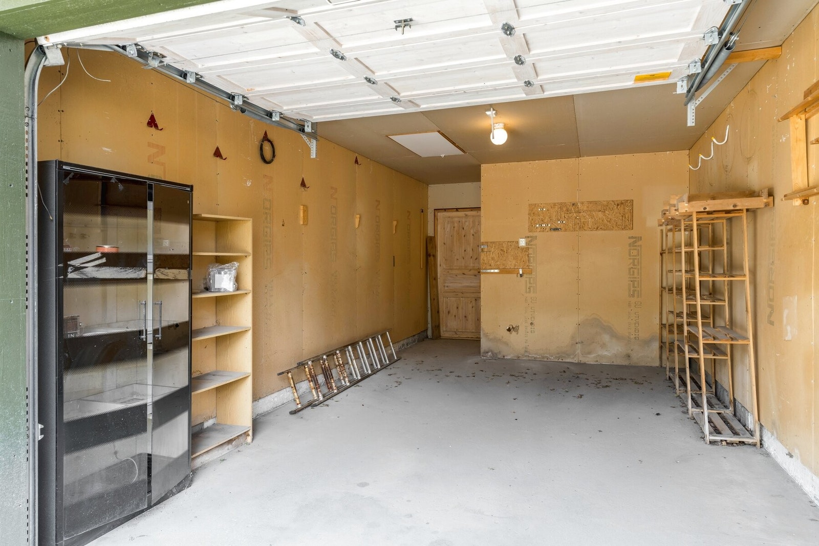 Garasje. Galleribilde