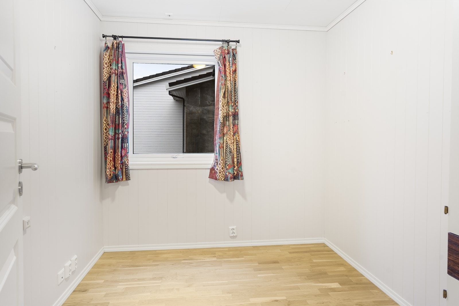 Soverom, passer også som kontor/gjesterom. Galleribilde