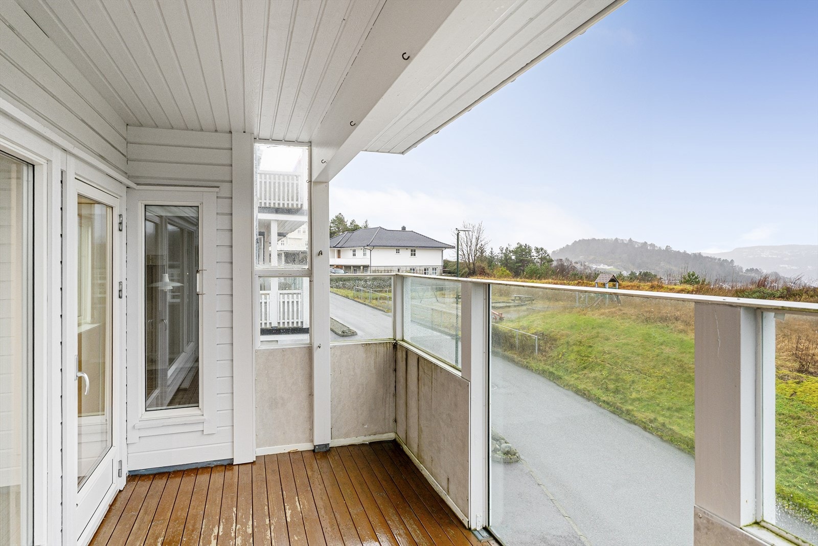 terrasse som er perfekt for morgenkaffe eller rolige kvelde Galleribilde
