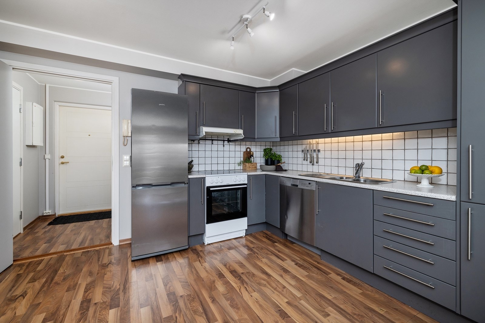 Mye innredning Galleribilde