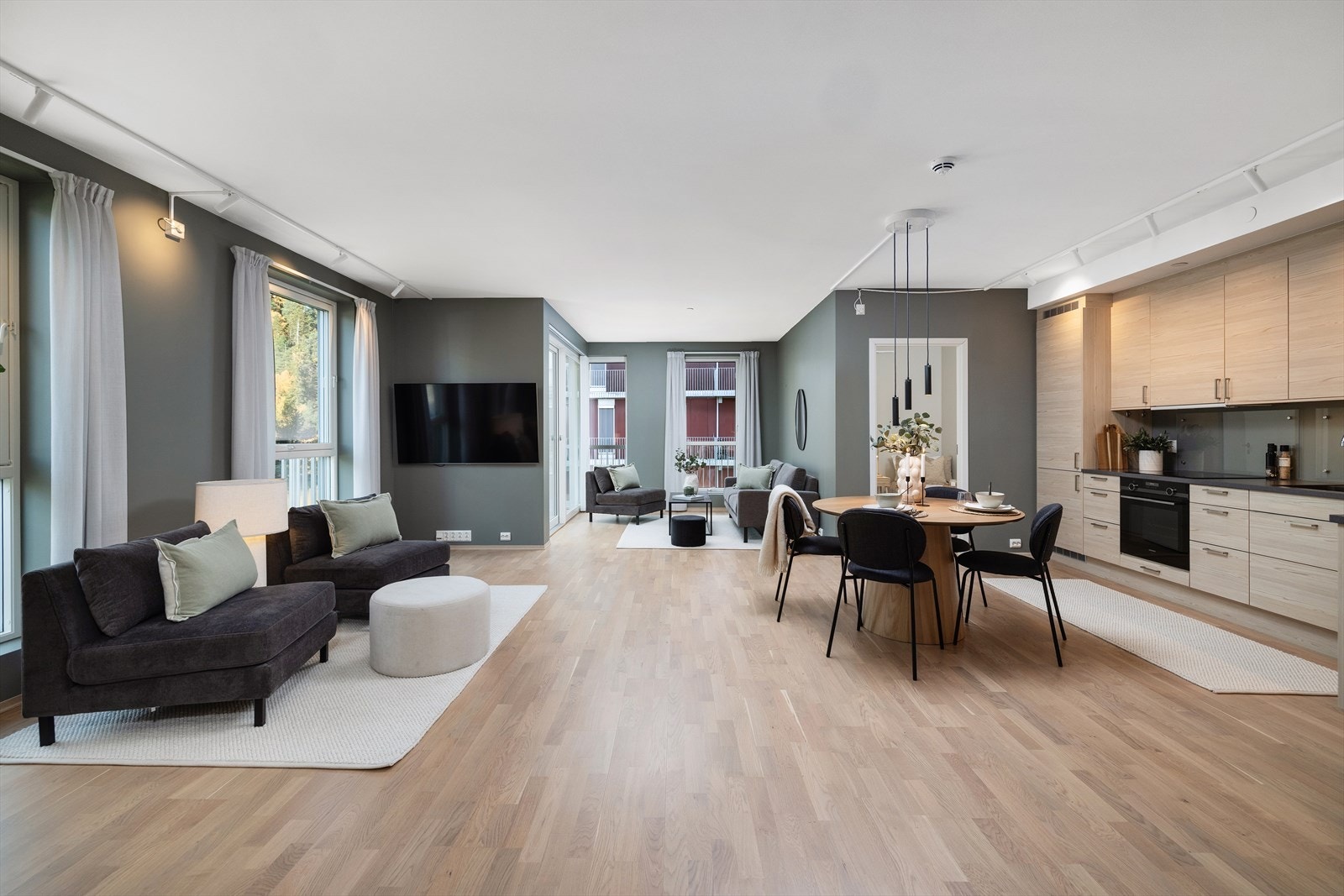 Velkommen til denne romslige og delikate leiligheten Elveparken presentert av Eiendomsmegler1. Foto: Normann Foto AS v/Morten Normann Larsen Galleribilde