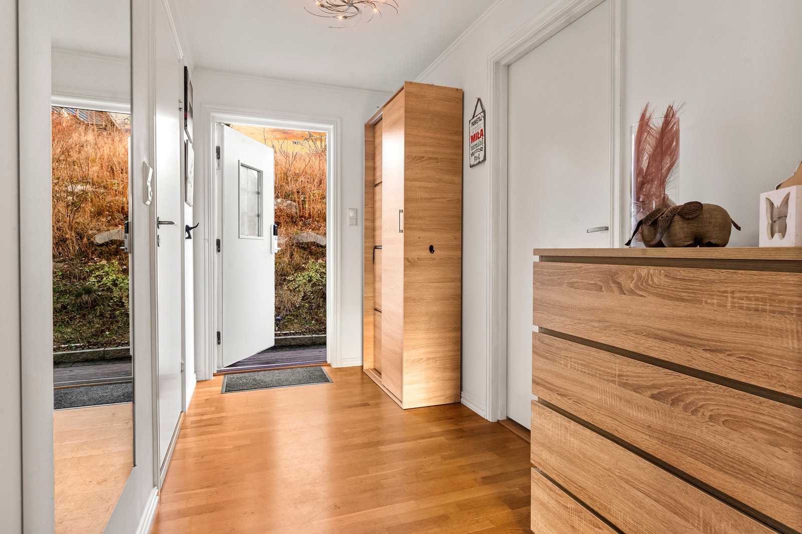 Her er det godt å komme hjem og hyggelig å ønske gjester velkommen. Galleribilde