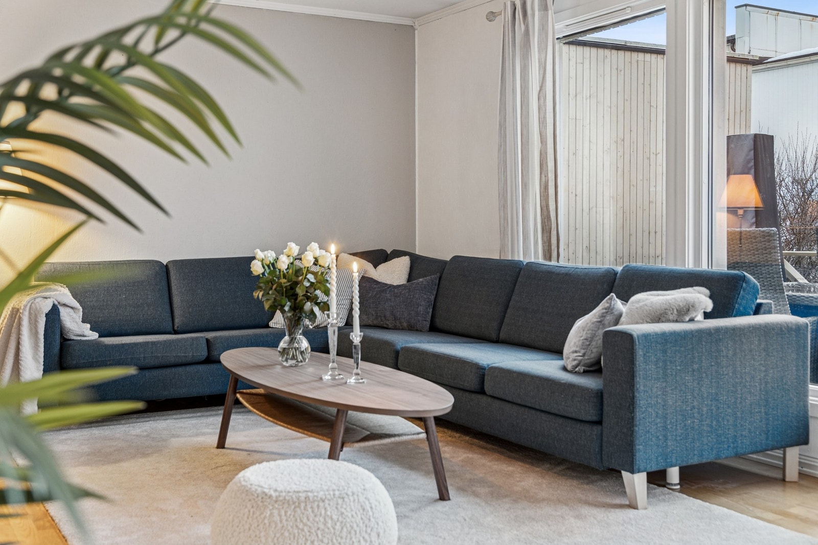 Lave felleskostnader på kr. 1.317,- som inkluderer blant annet garasje, internett og TV og driftsdel. Galleribilde