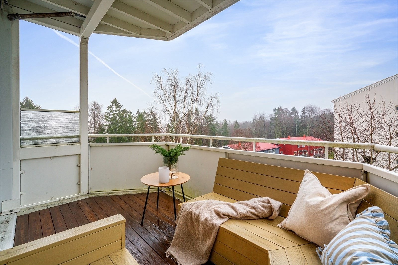 Velkommen til Marmorveien 9, presentert av Fredrik Langsø ved Nordvik. (Foto: zOvenfra AS) Galleribilde