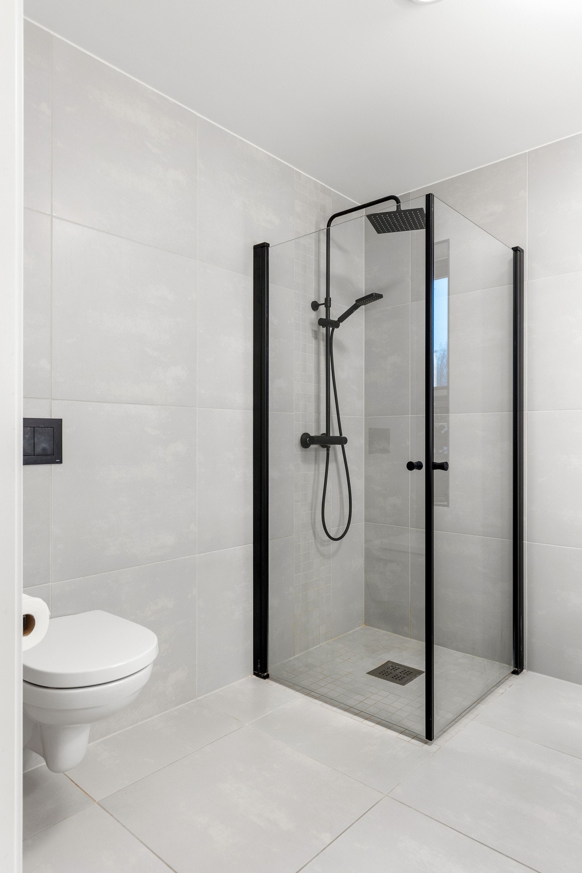 Behagelig gulvvarme på badet. Galleribilde