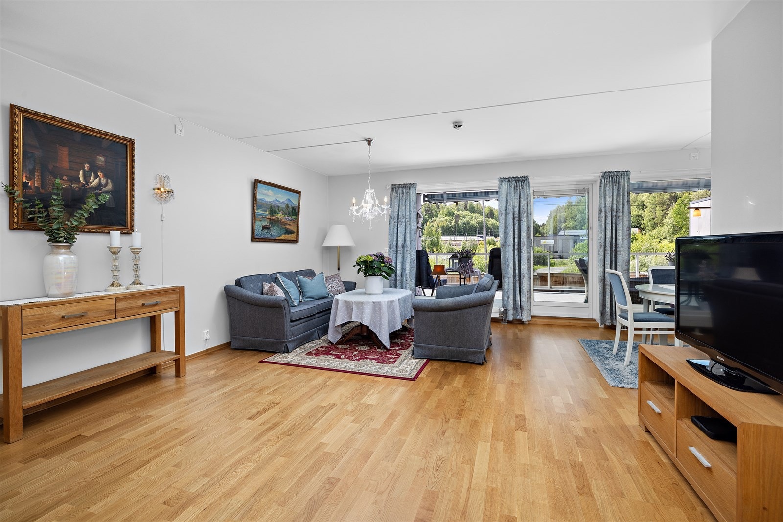 Leiligheten er romslig med en meget god planløsning. Galleribilde