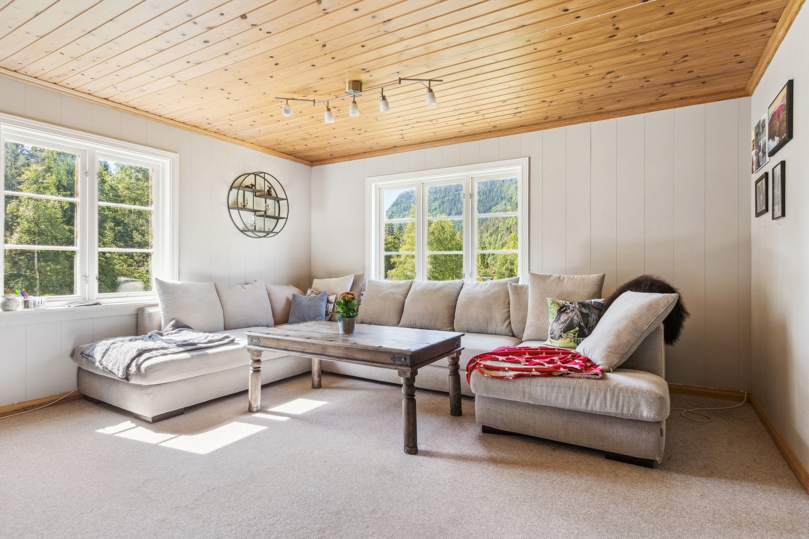 Stue 2. etasje Galleribilde