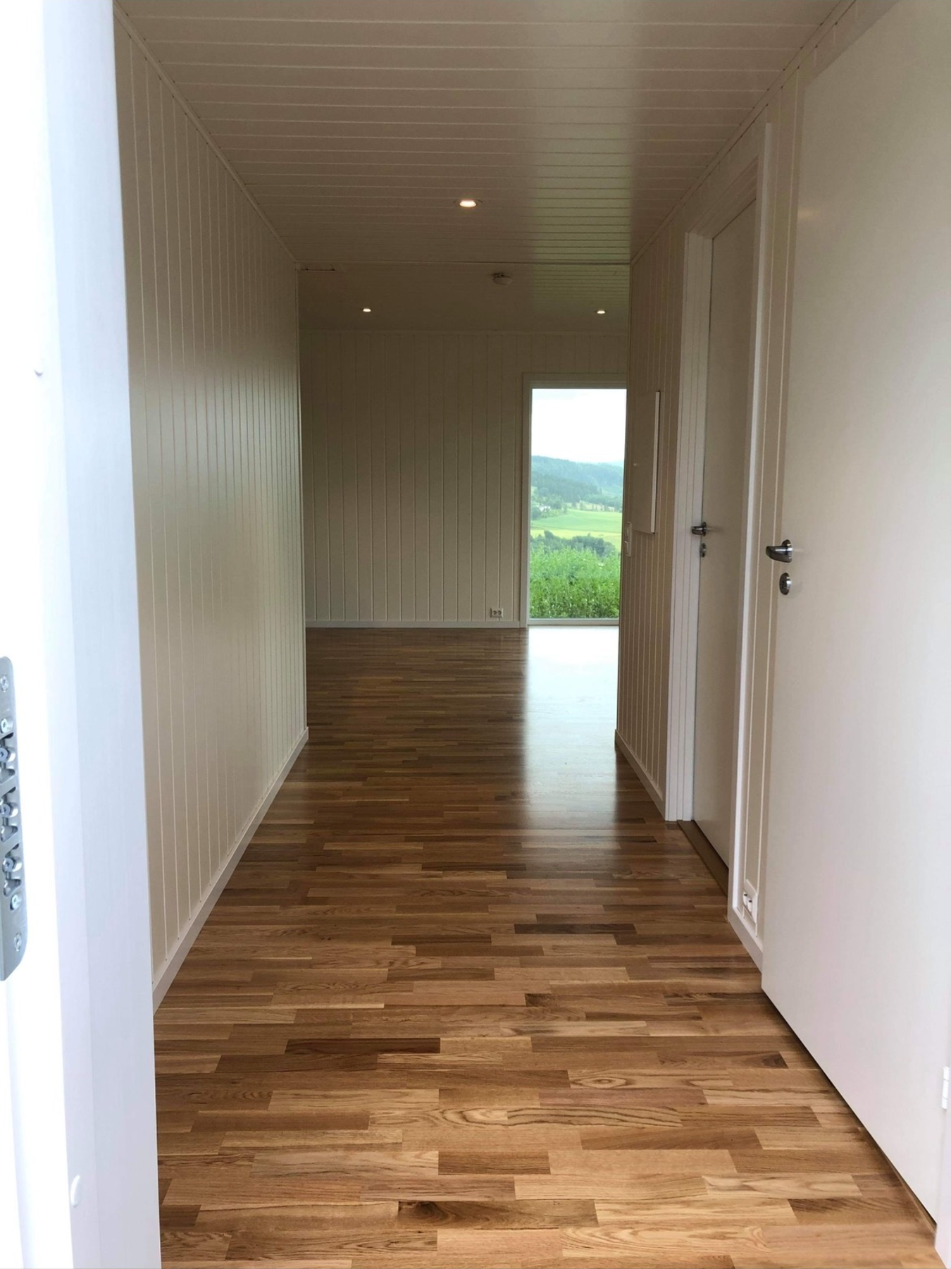 Gang/stue i utleieleilighet. Galleribilde