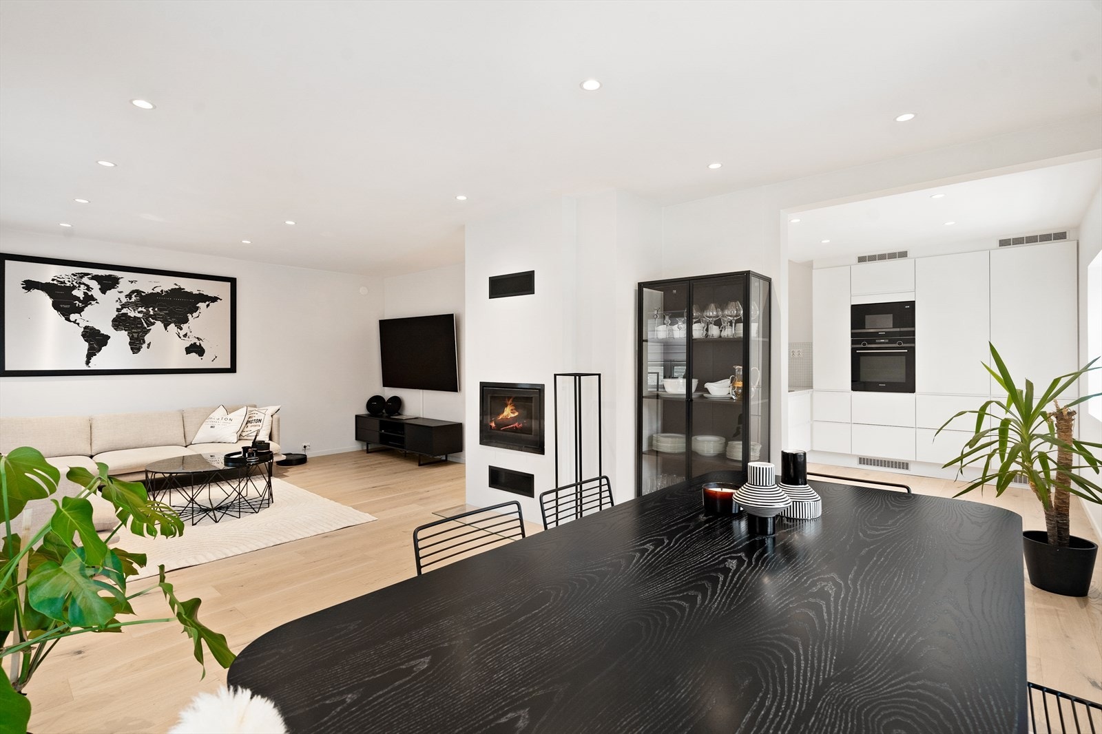 Velkommen til Bjørkeliveien 3! Boligen er presentert av Andre Sandvik v/Aktiv Eiendomsmegling avd. Kristiansand. Foto: Ivars Upe Galleribilde