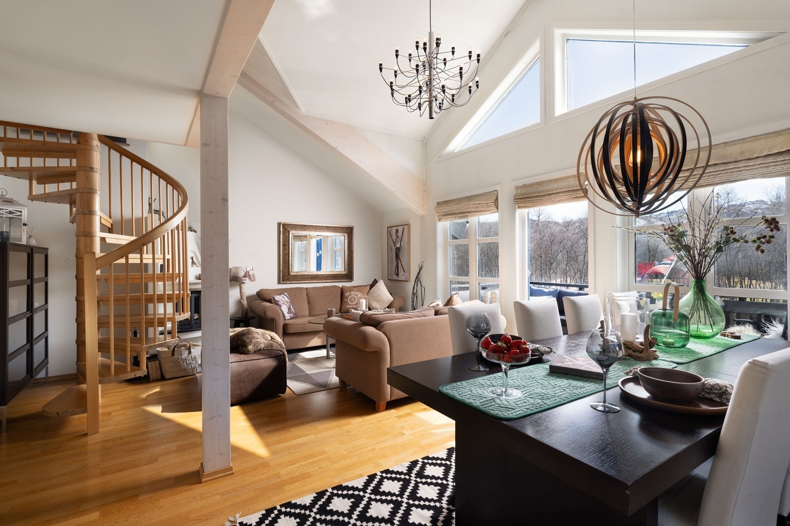 Velkommen til Skarsetvegen 45 (Foto: Pål Harald Uthus) Galleribilde