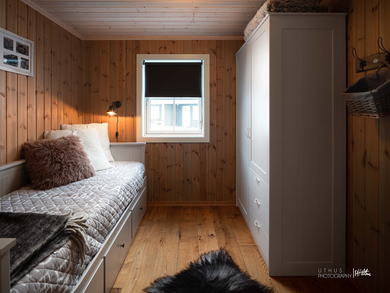 Soverom med plass til garderobeskap Galleribilde