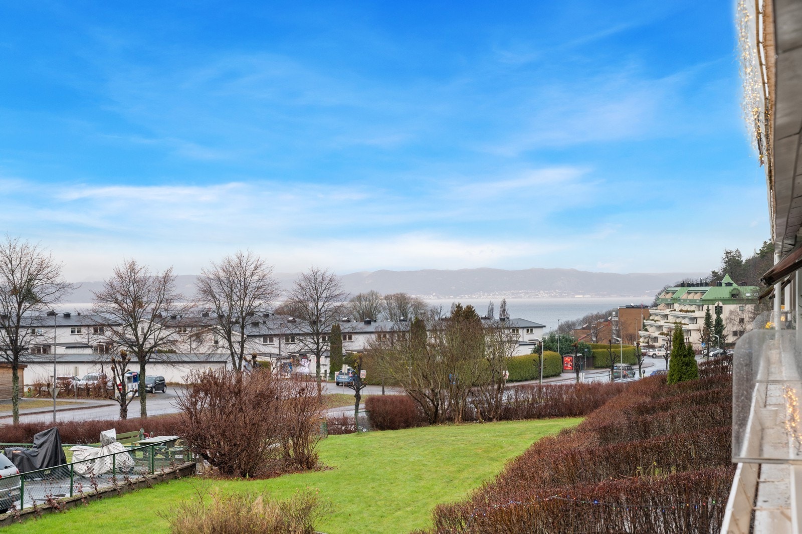 Fra leiligheten er det vestvendt beliggenhet med utsikt mot Oslofjorden. Galleribilde