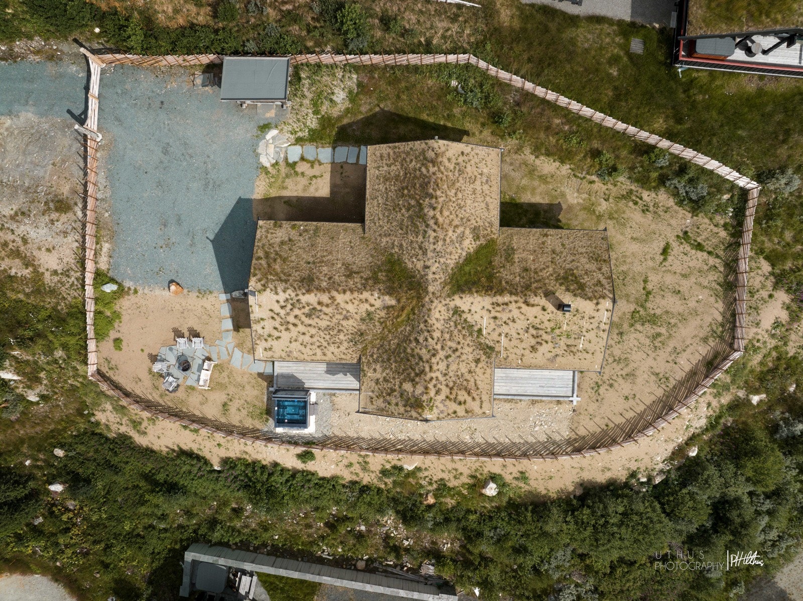 Hytten er gjenomført både utvendig og innvendig. Galleribilde