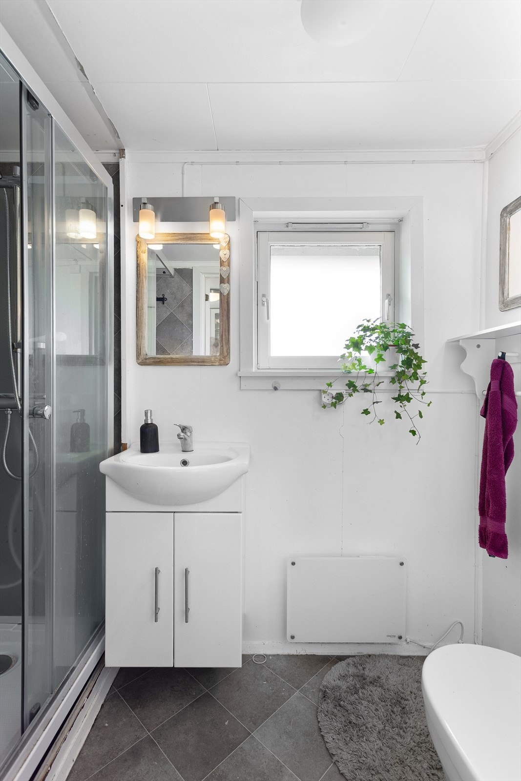 Bad - Anneks er ikke godkjent for varig opphold Galleribilde