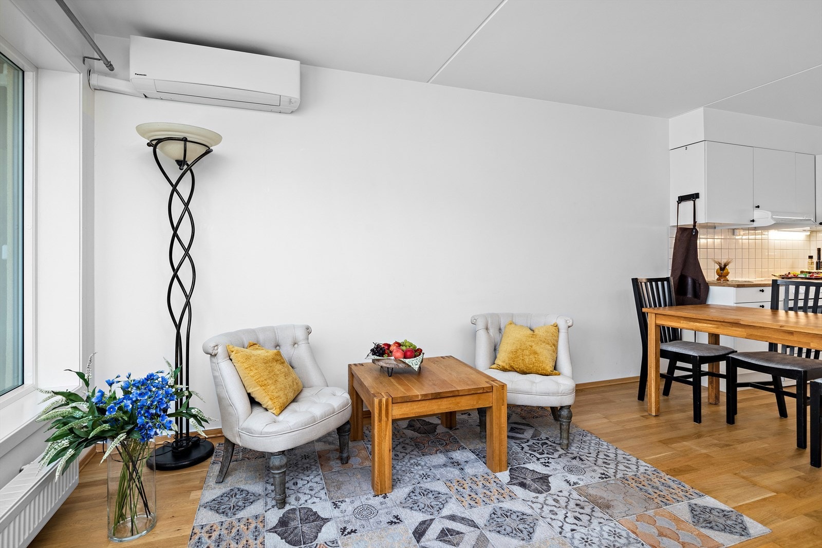 På ekstra varme sommerdager er det behagelig å sette på kjøling på varmepumpen! Galleribilde