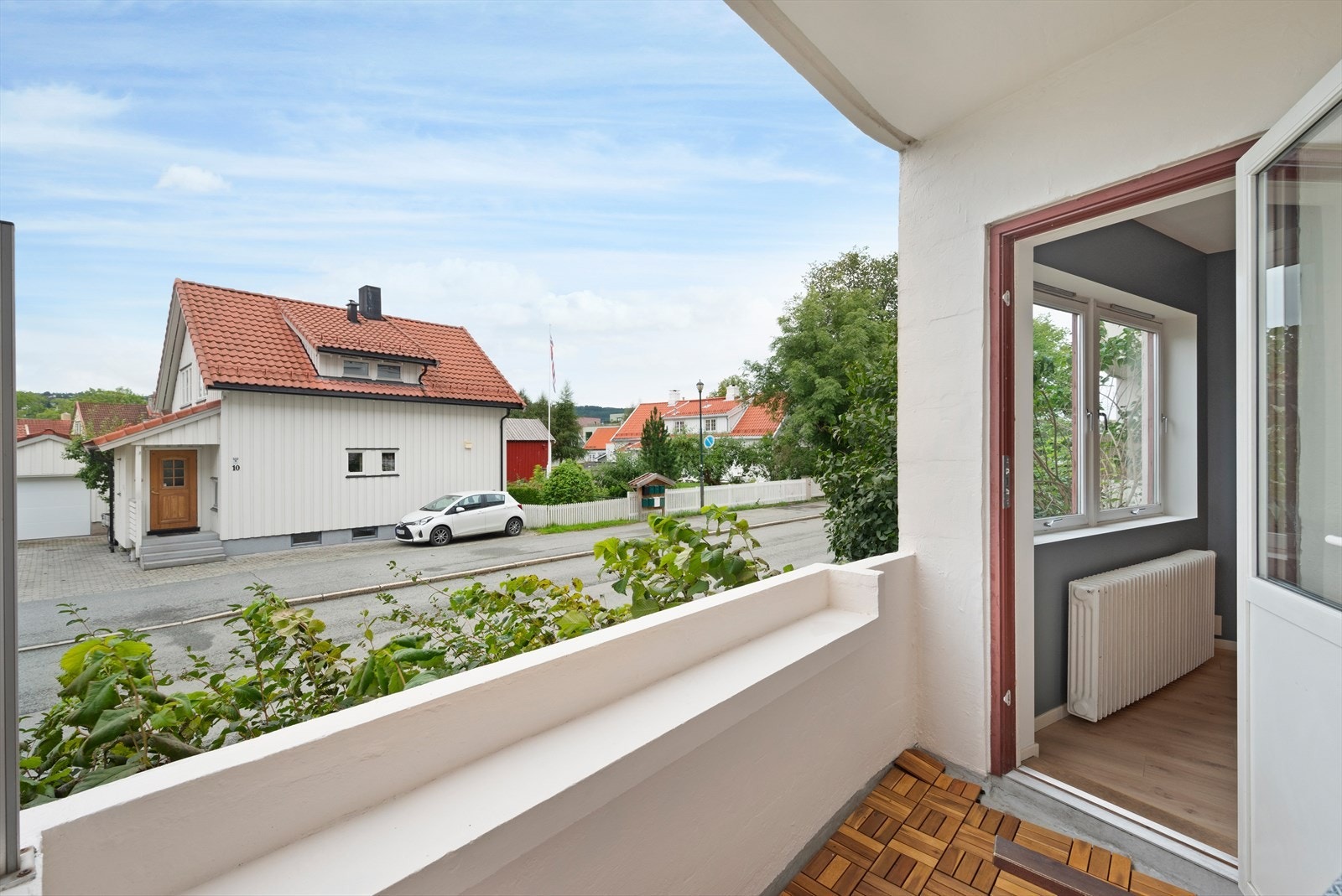 Koselig vestvendt balkong Galleribilde