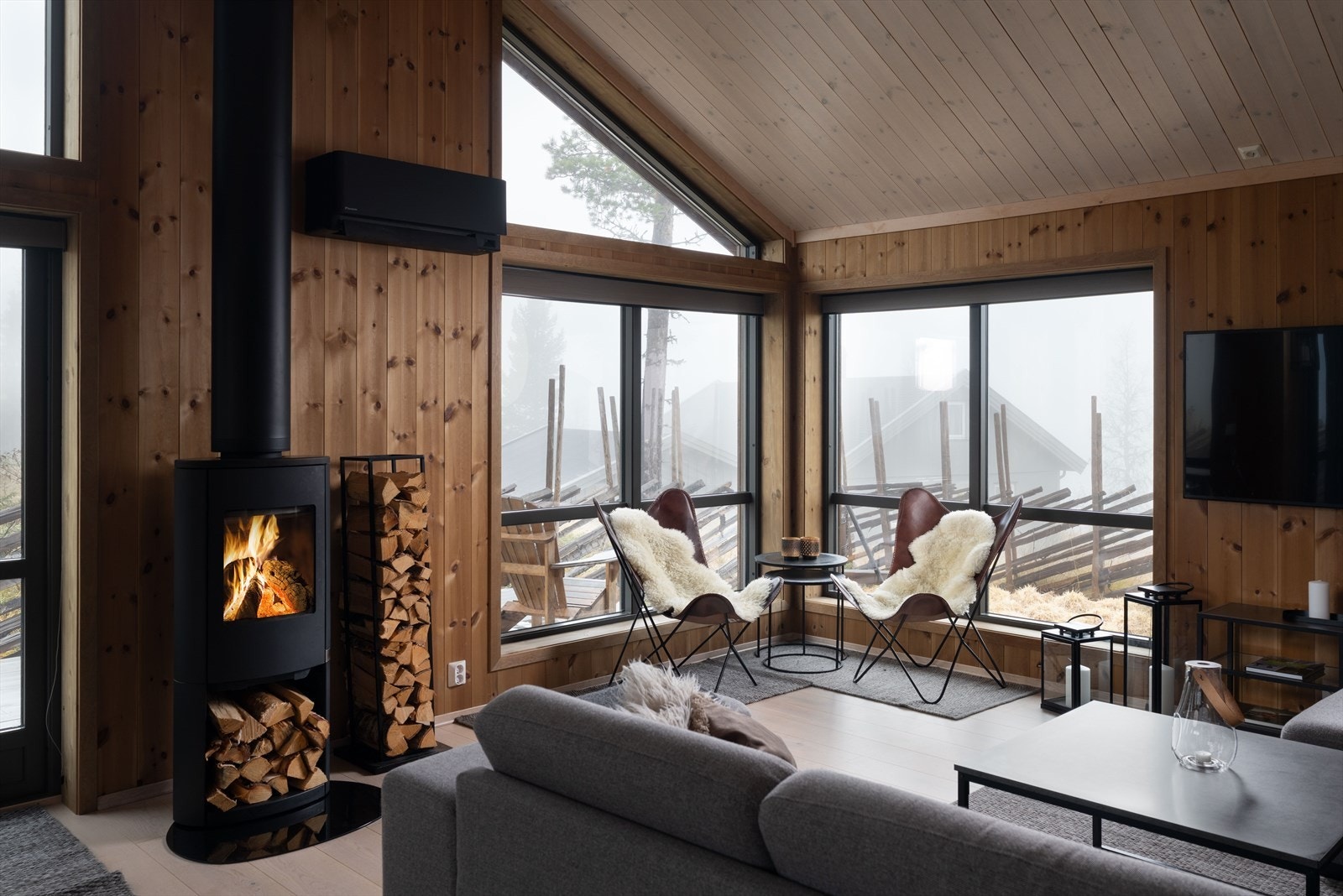 Peisovnen gir varme og koselig stemning! Galleribilde