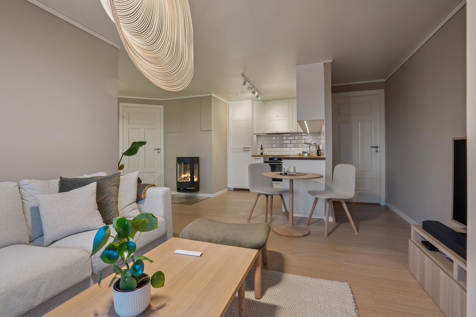 Lyst og trivelig Galleribilde