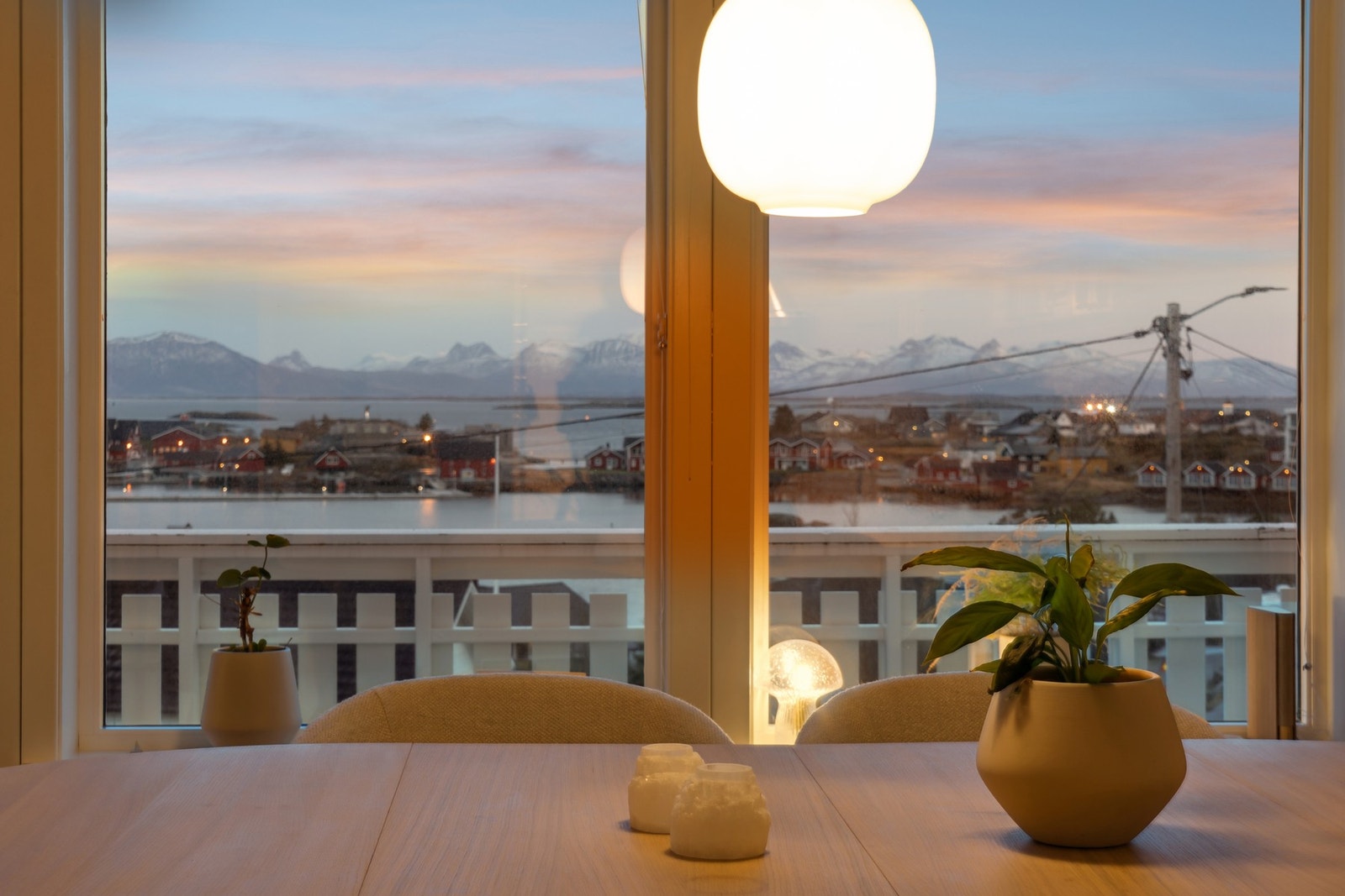 Har kan man nyte både et godt måltid og utsikten Galleribilde