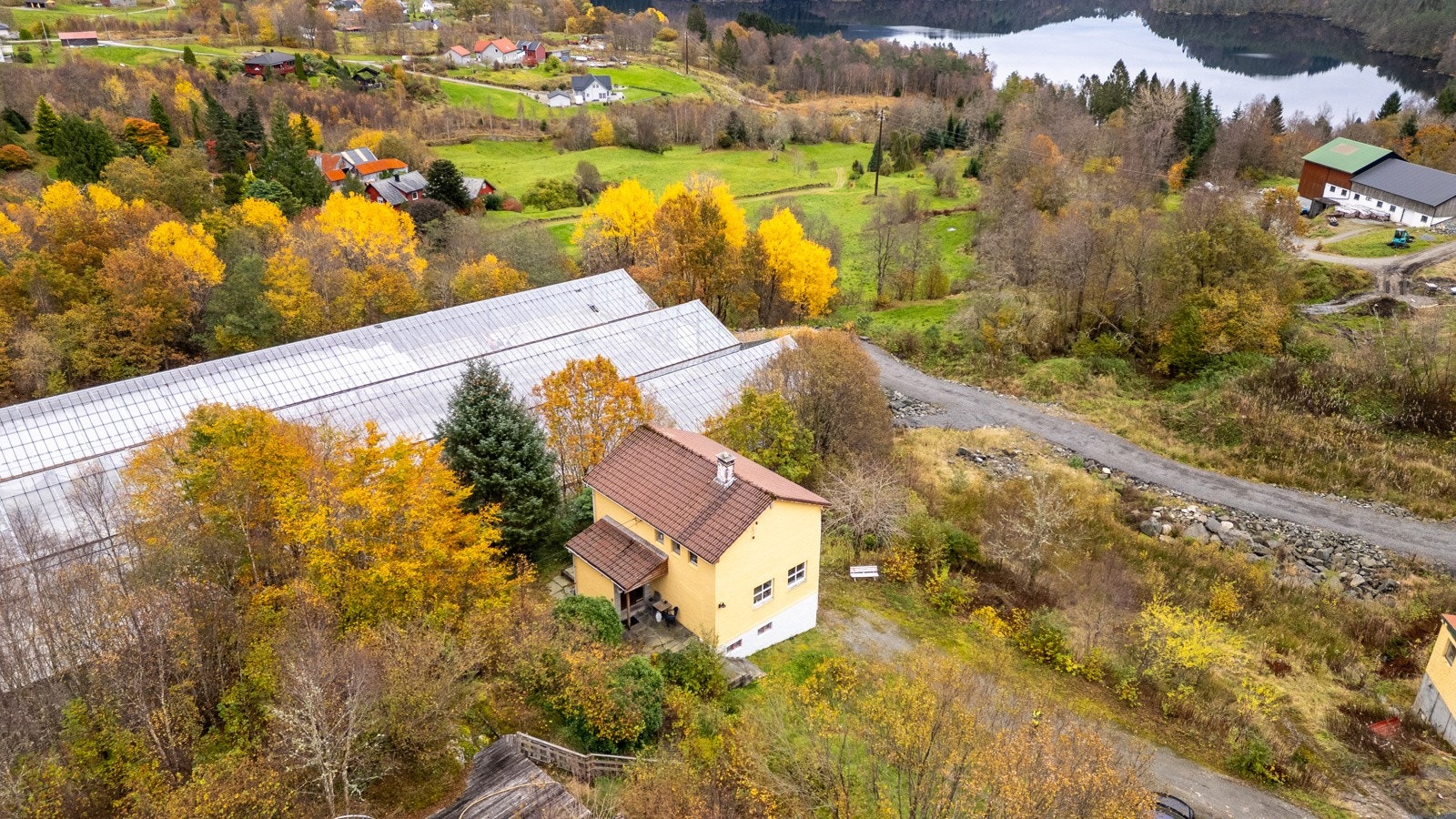 Bolig og drivhus Galleribilde