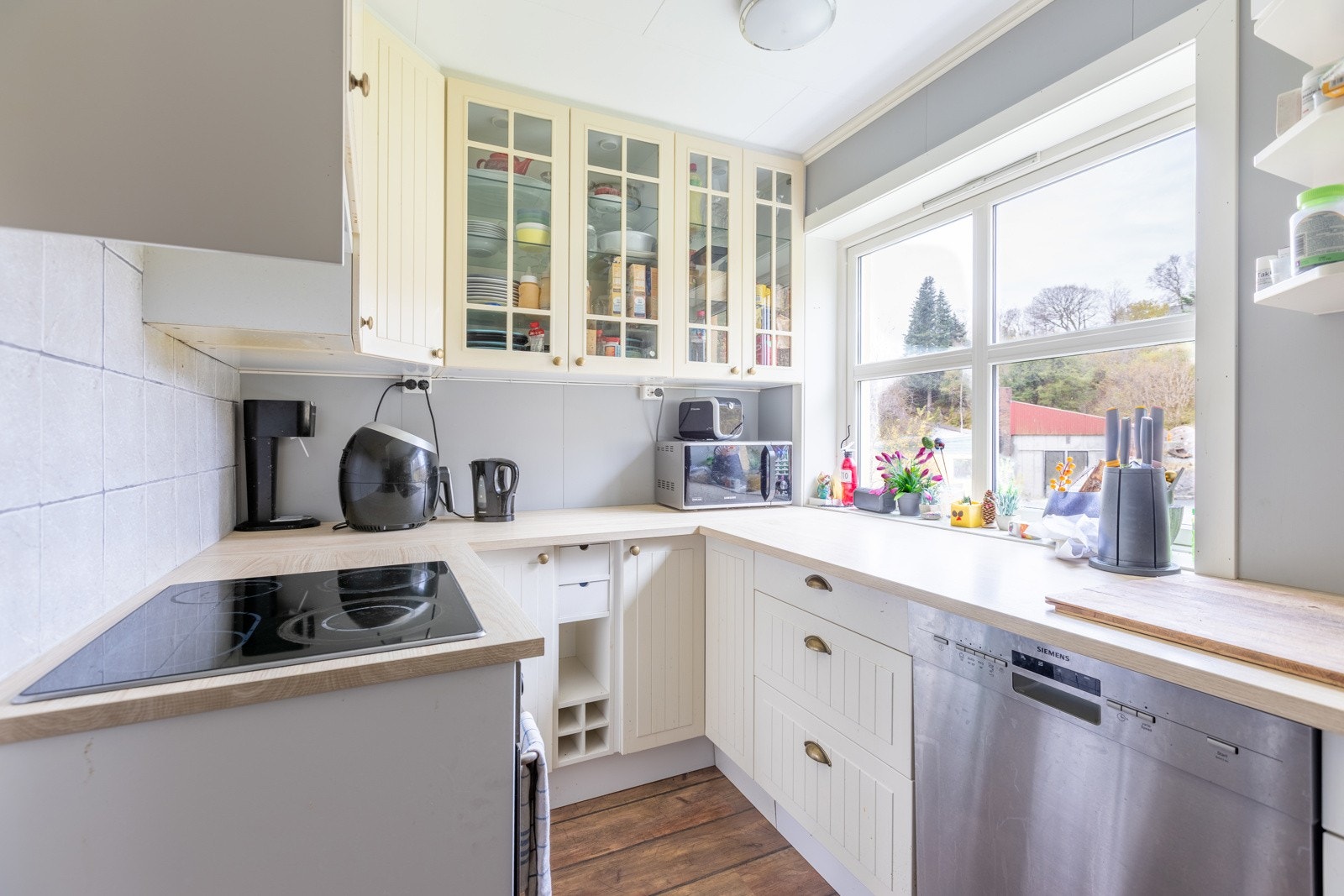 Kjøkken i eneboligen Galleribilde