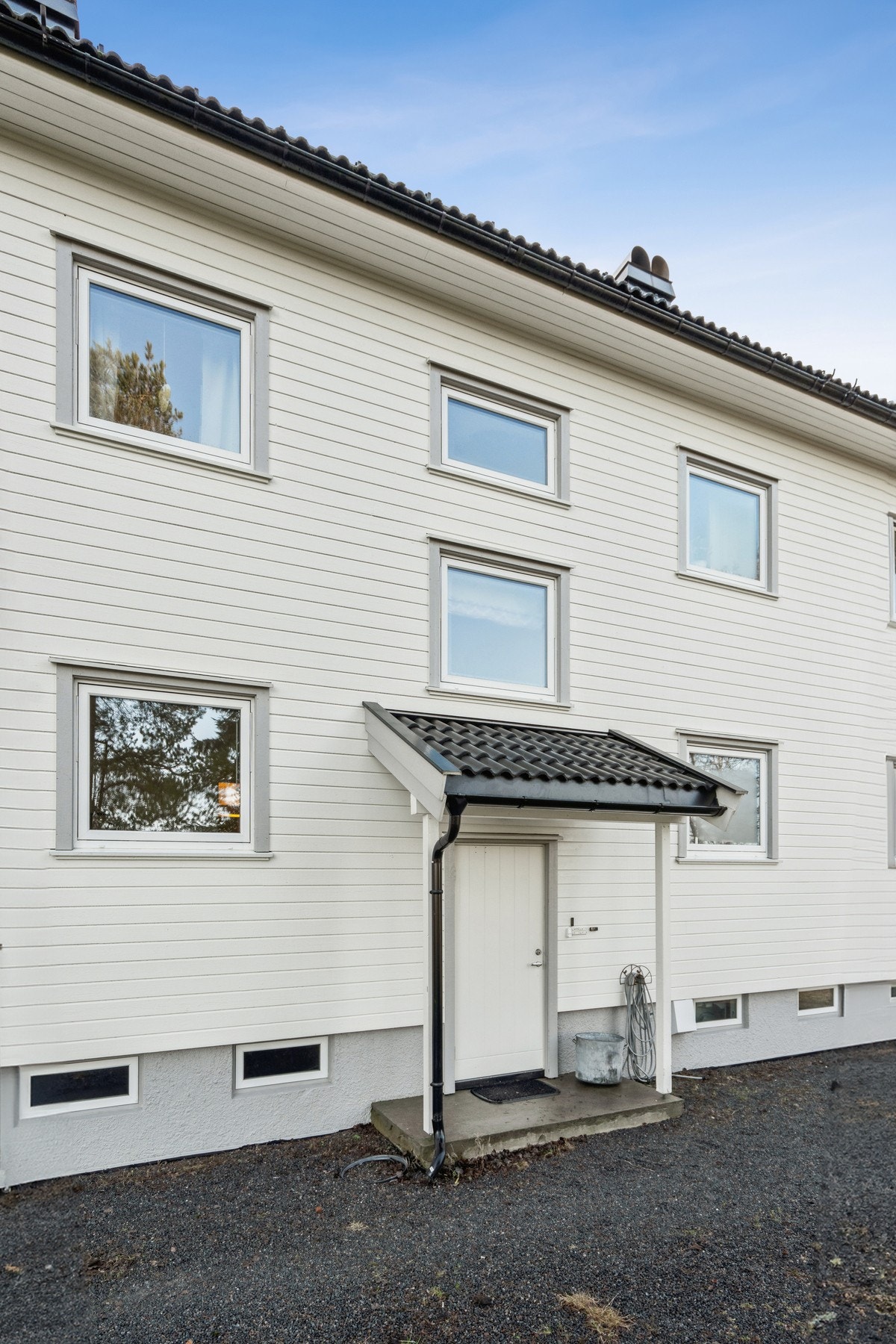 Inngangsparti. Galleribilde