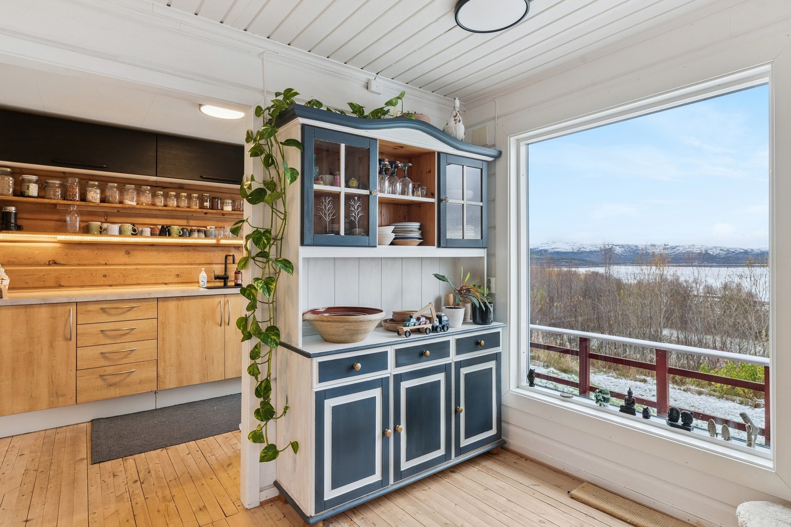 Stue og kjøkken Galleribilde