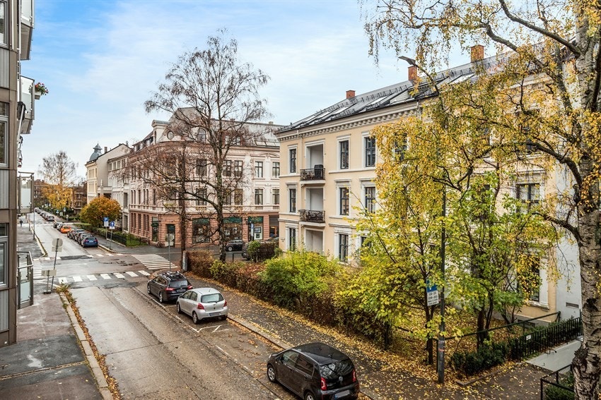 Fra balkong Galleribilde