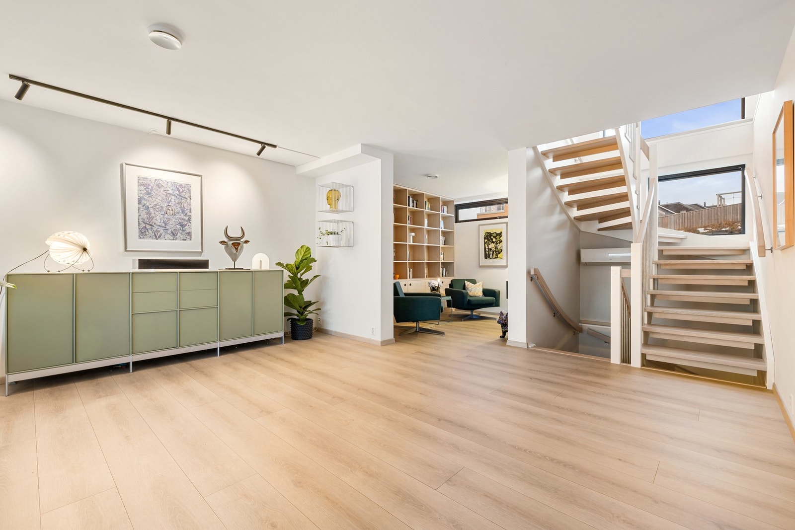 Stuen har en tilbaketrukket sone. Galleribilde