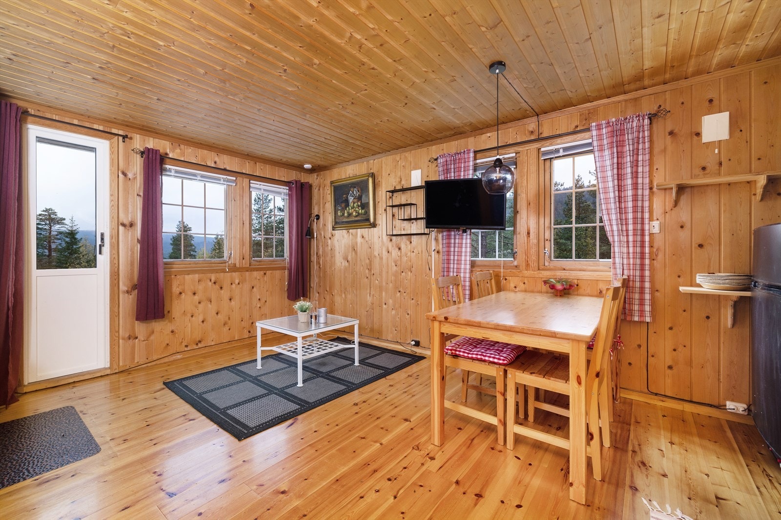 Alt av inventar som er i hytta medfølger Galleribilde