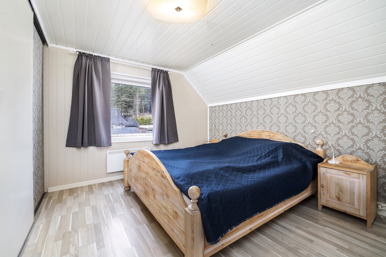 Stort og fint hovedsoverom. Galleribilde