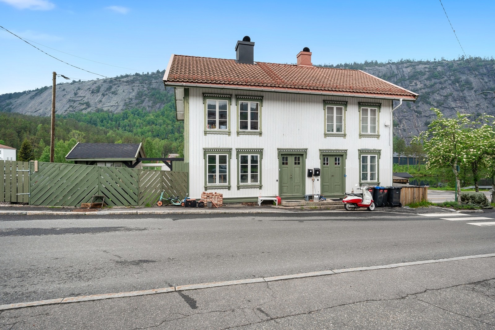 Stor bolig med mange muligheter. Galleribilde