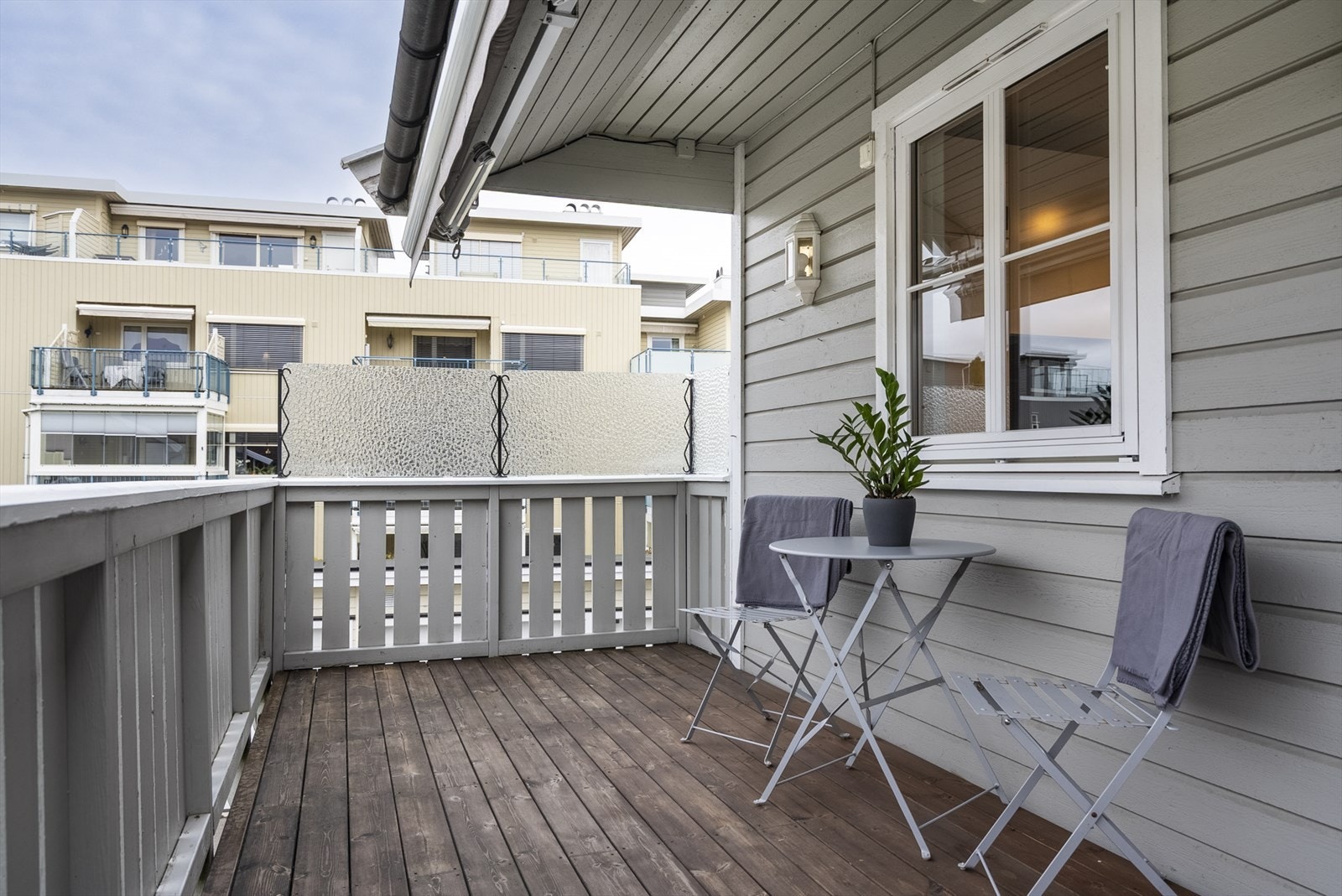 Leiligheten holder en gjennomgående god standard. Galleribilde