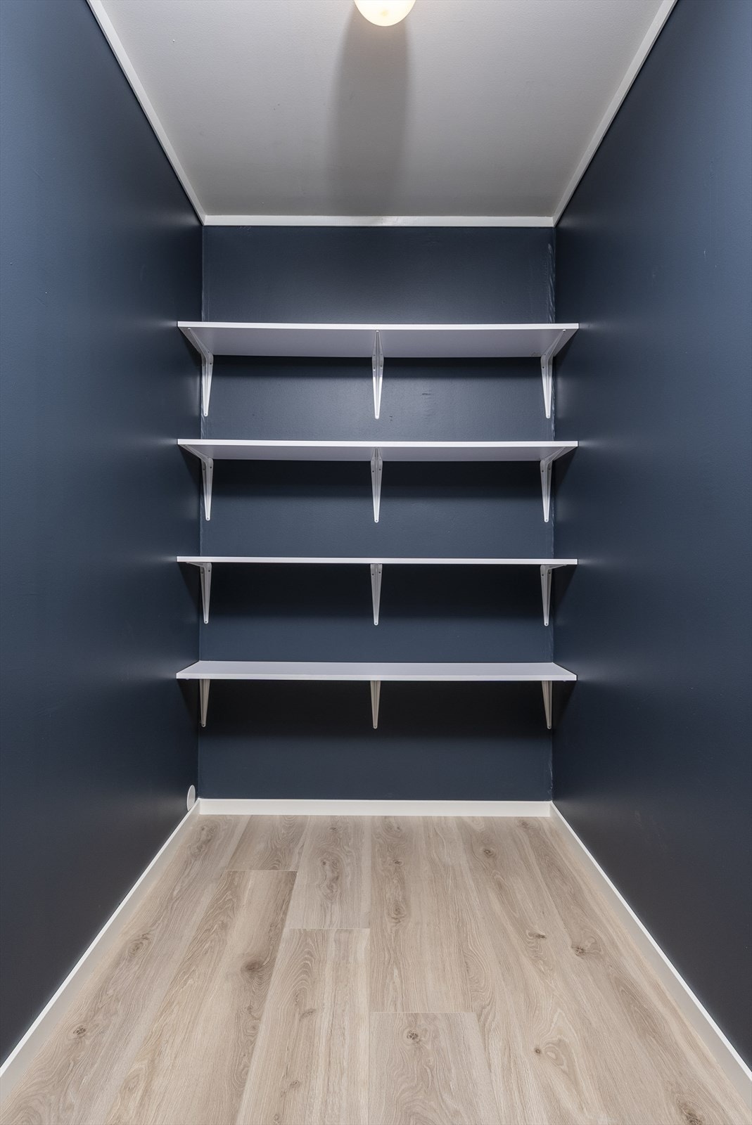 Leiligheten har en praktisk innvendig bod, med plass til diverse lagring. Galleribilde