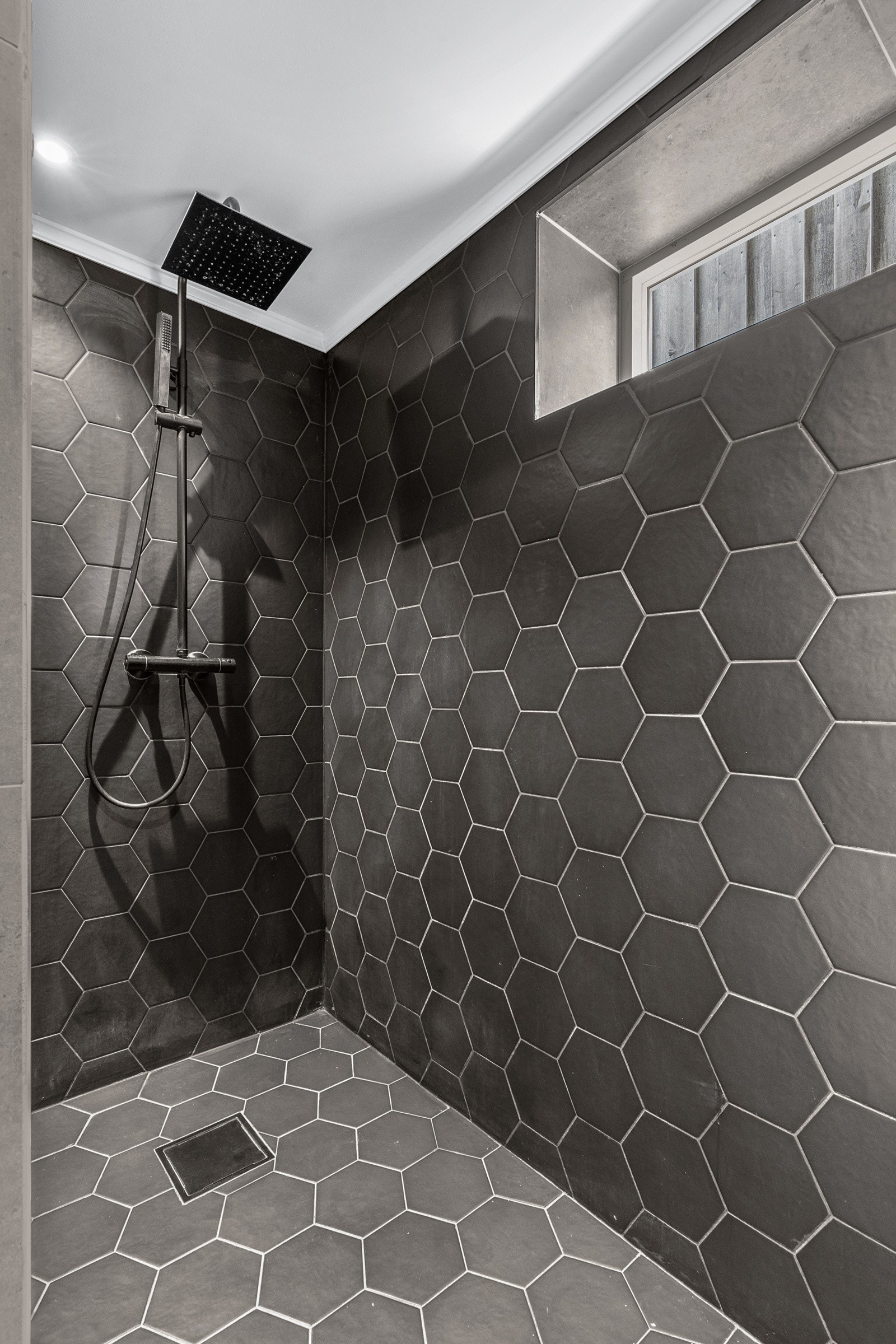 Romslig dusjhjørne. Galleribilde