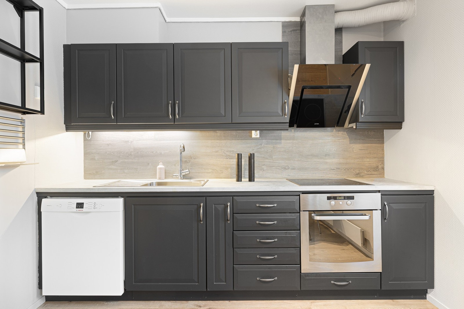 Takstmann har vurdert hele kjøkkenet til tilstandsgrad 1. Galleribilde