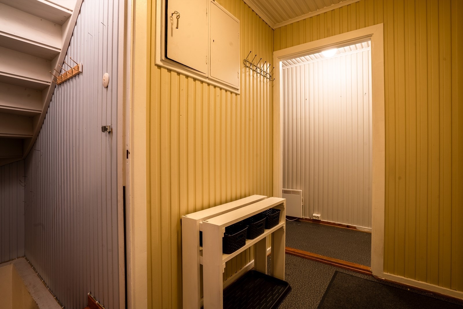 Inngangsparti mot soverom 1 og toalettrom. Galleribilde