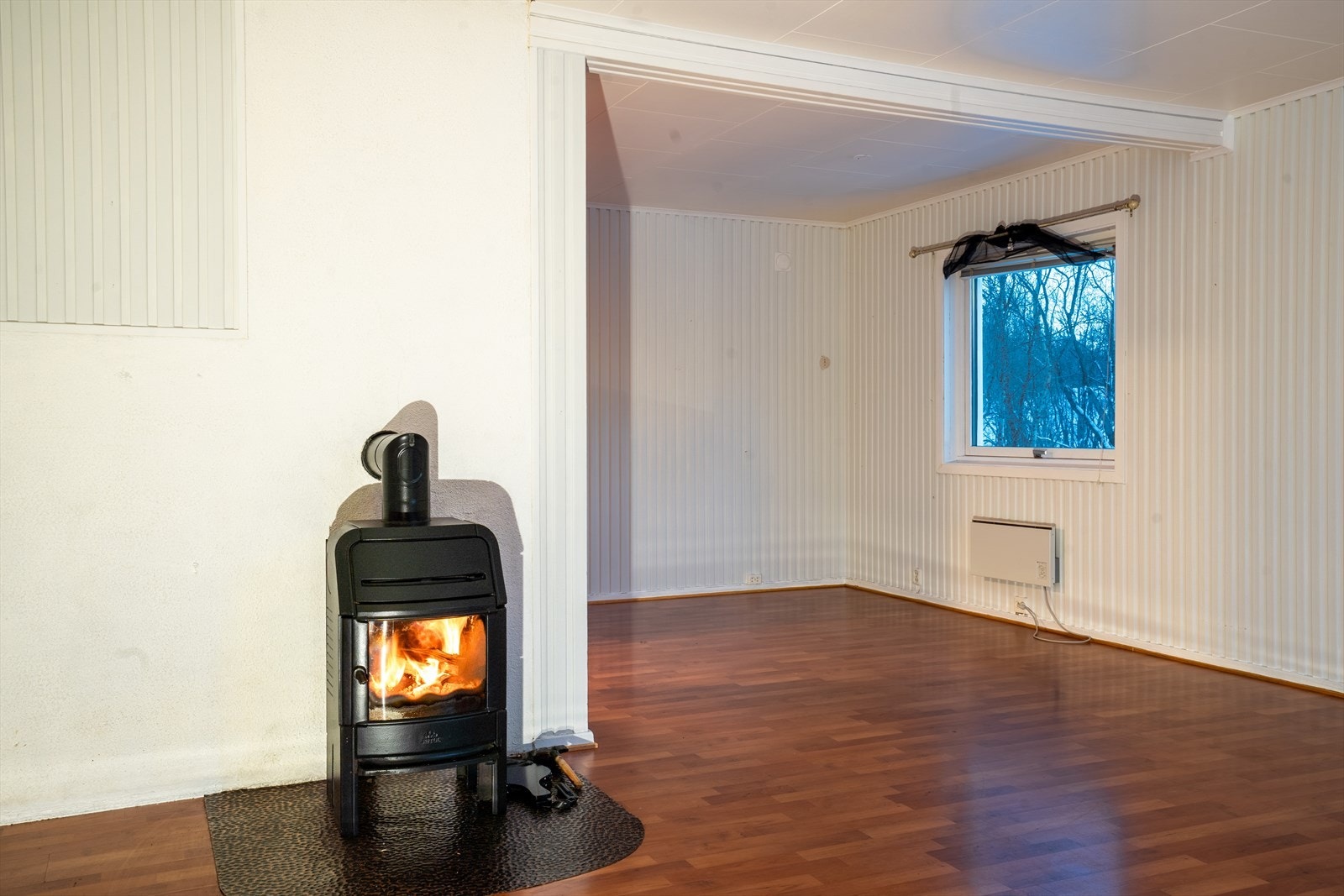 Vedovn plassert i stuen. Galleribilde