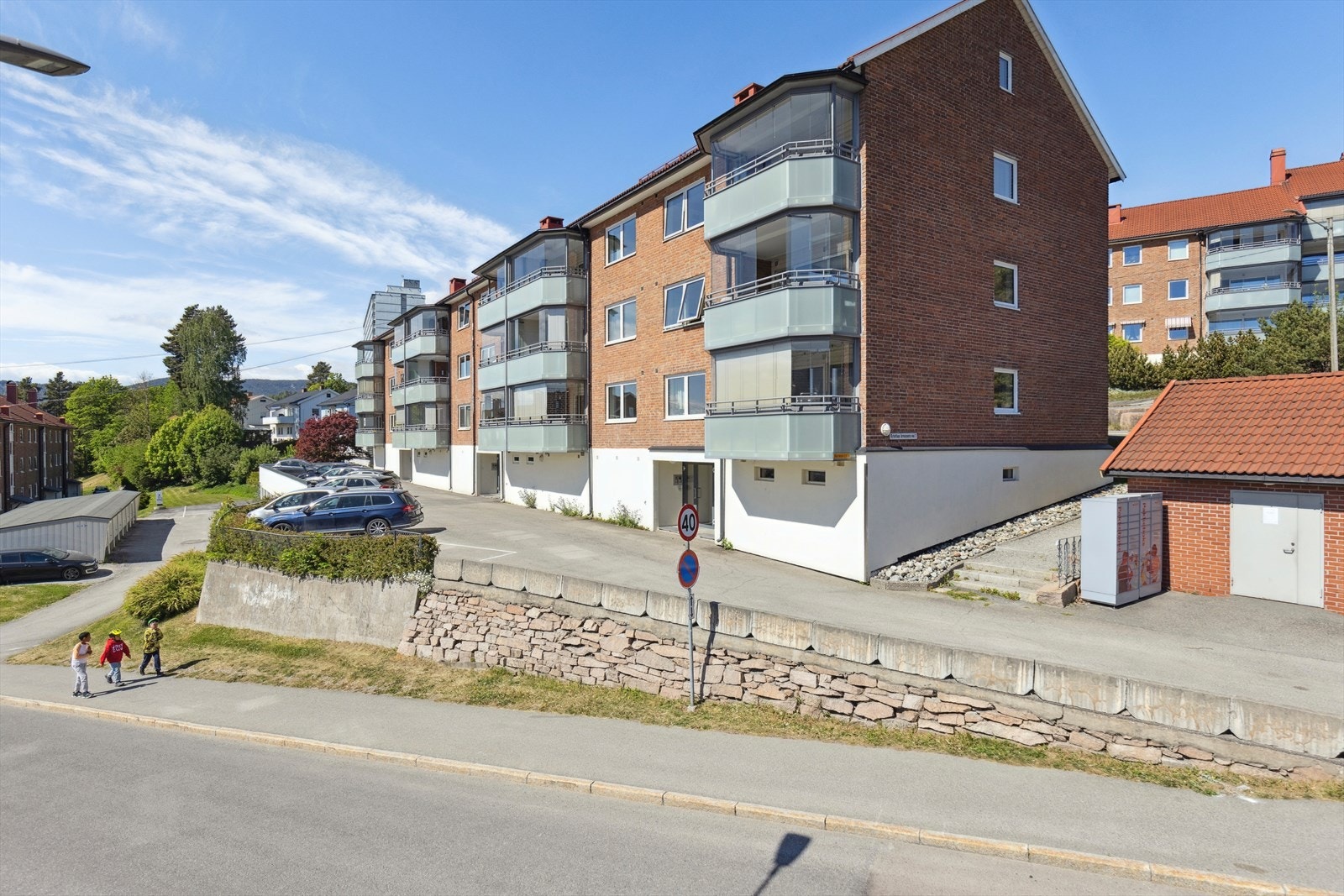 Velkommen til Kristian Brenners vei 1A, presentert av DNB Eiendom v/ Christer Hagen. og Salma Rana Galleribilde