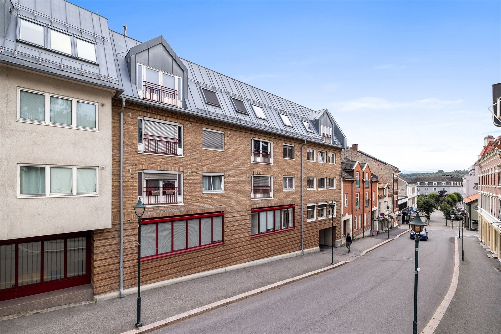 Velkommen til denne attraktive toppleiligheten i Stabellsgate. Galleribilde