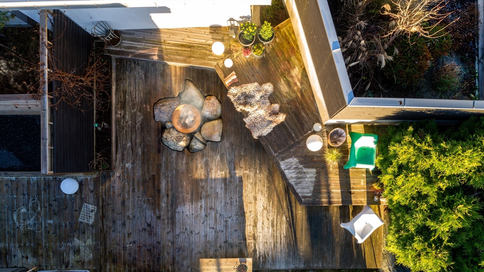 Uteplass Galleribilde