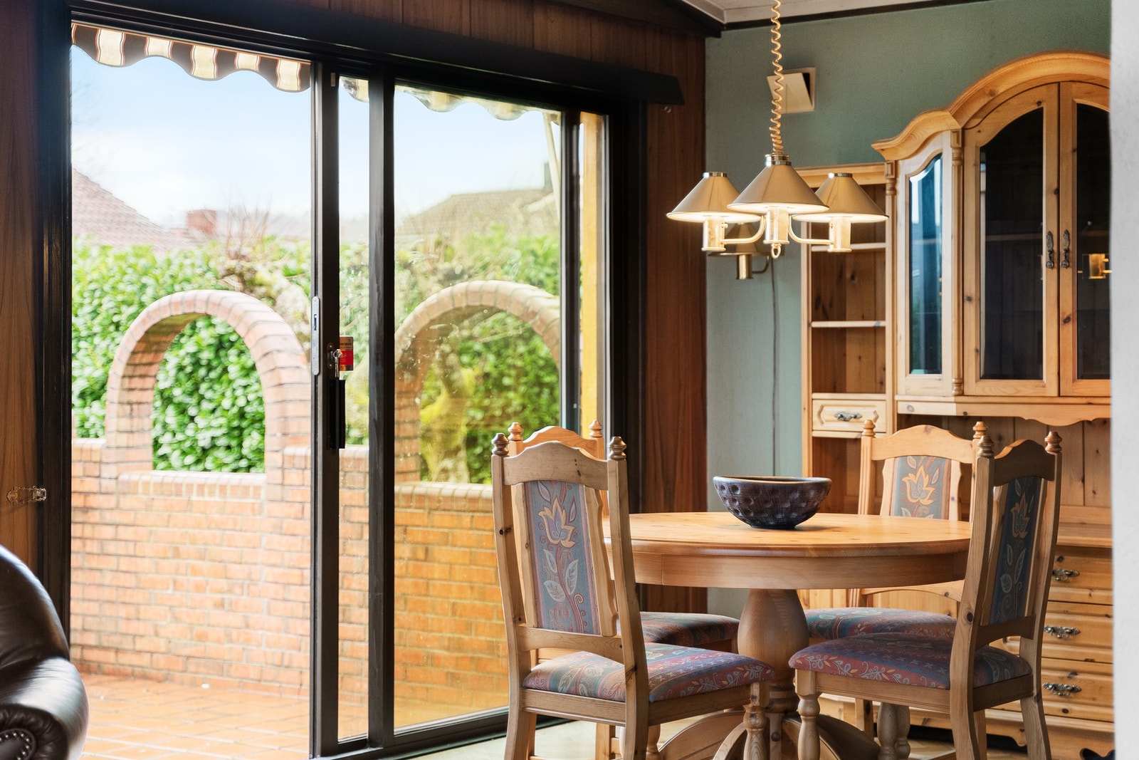 Fra stuen har man utgang til herlig uteområde. Galleribilde