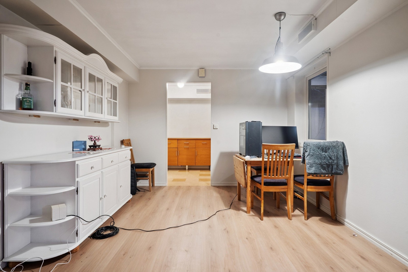 Utleidelen er romslig, og det er god plass til møblering Galleribilde