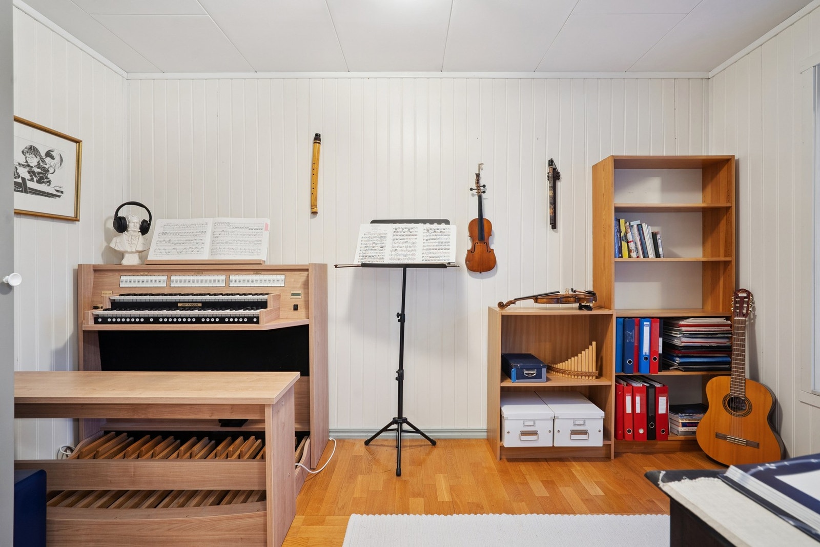 Soverom 4 i hoveddel som i dag brukes til kontor og musikkrom Galleribilde