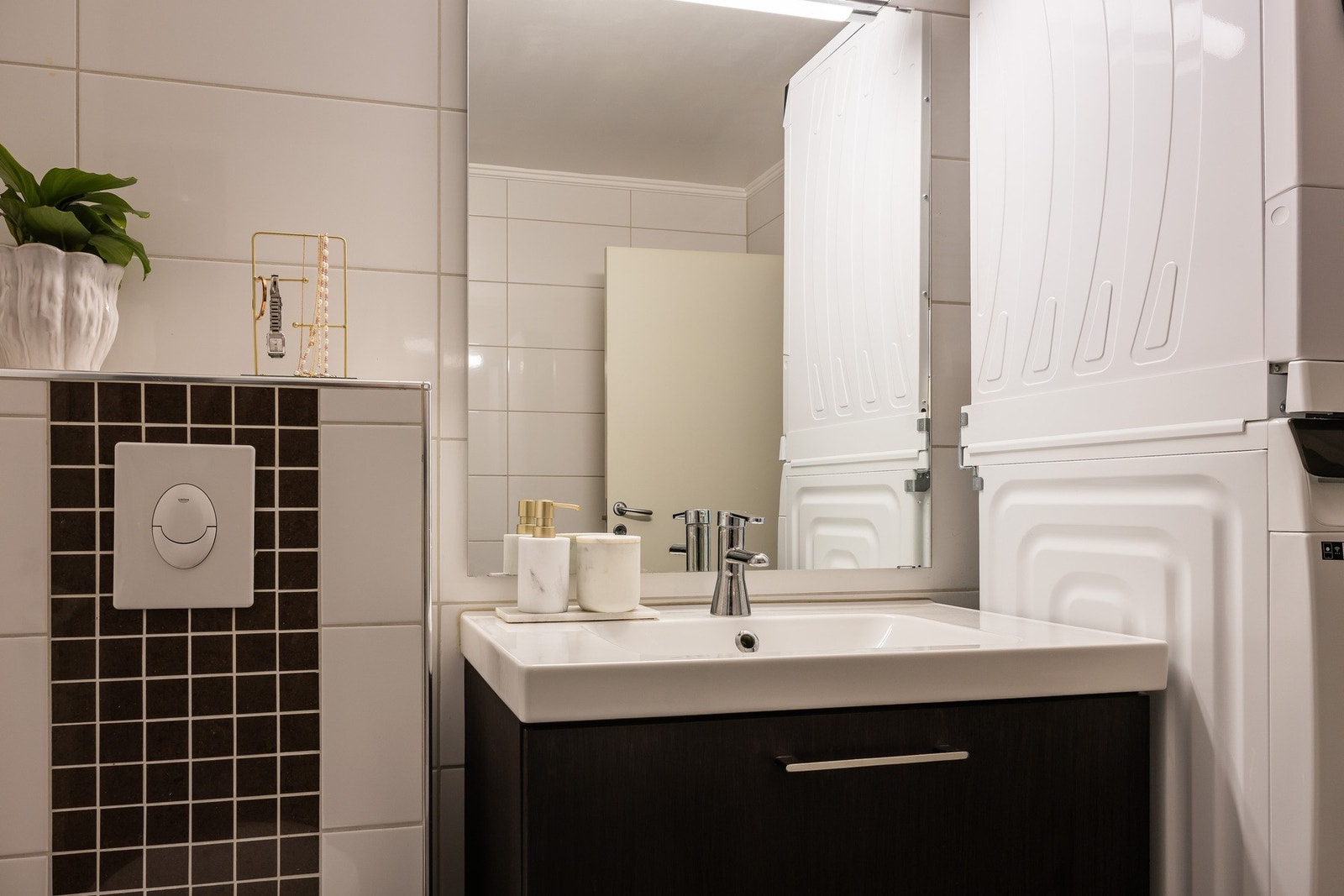 Opplegg for vaskesøyle. Galleribilde