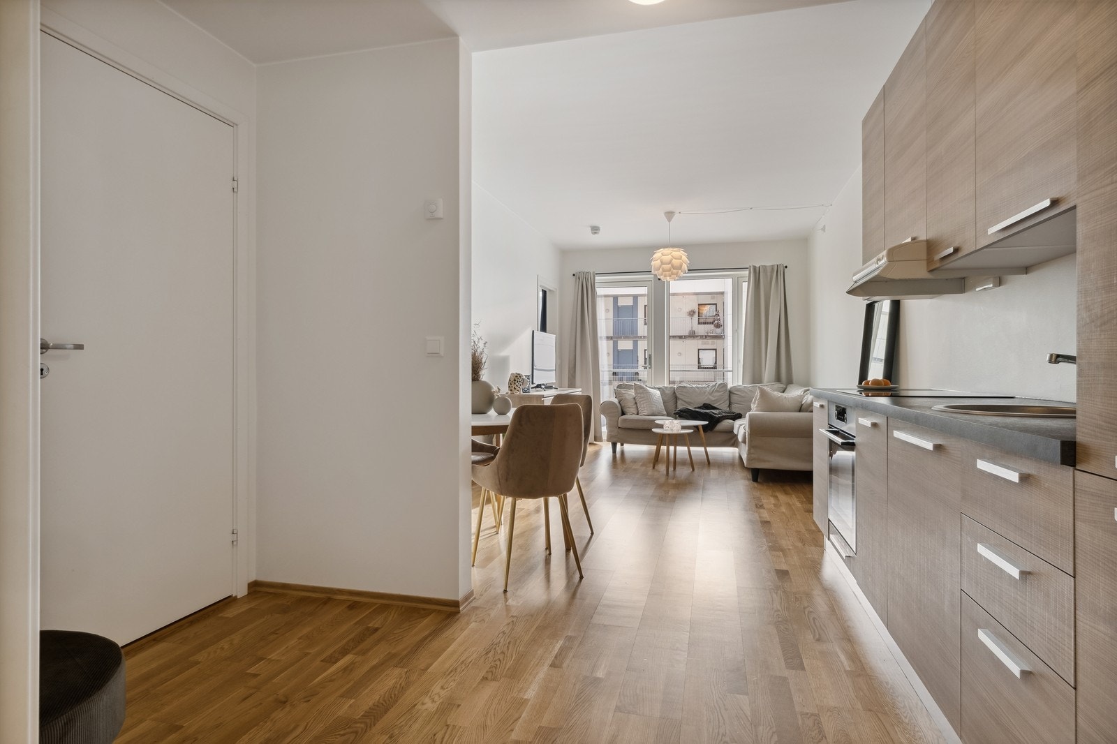 Fjernvarmeoppvarming, TV og Internett inkl. Galleribilde