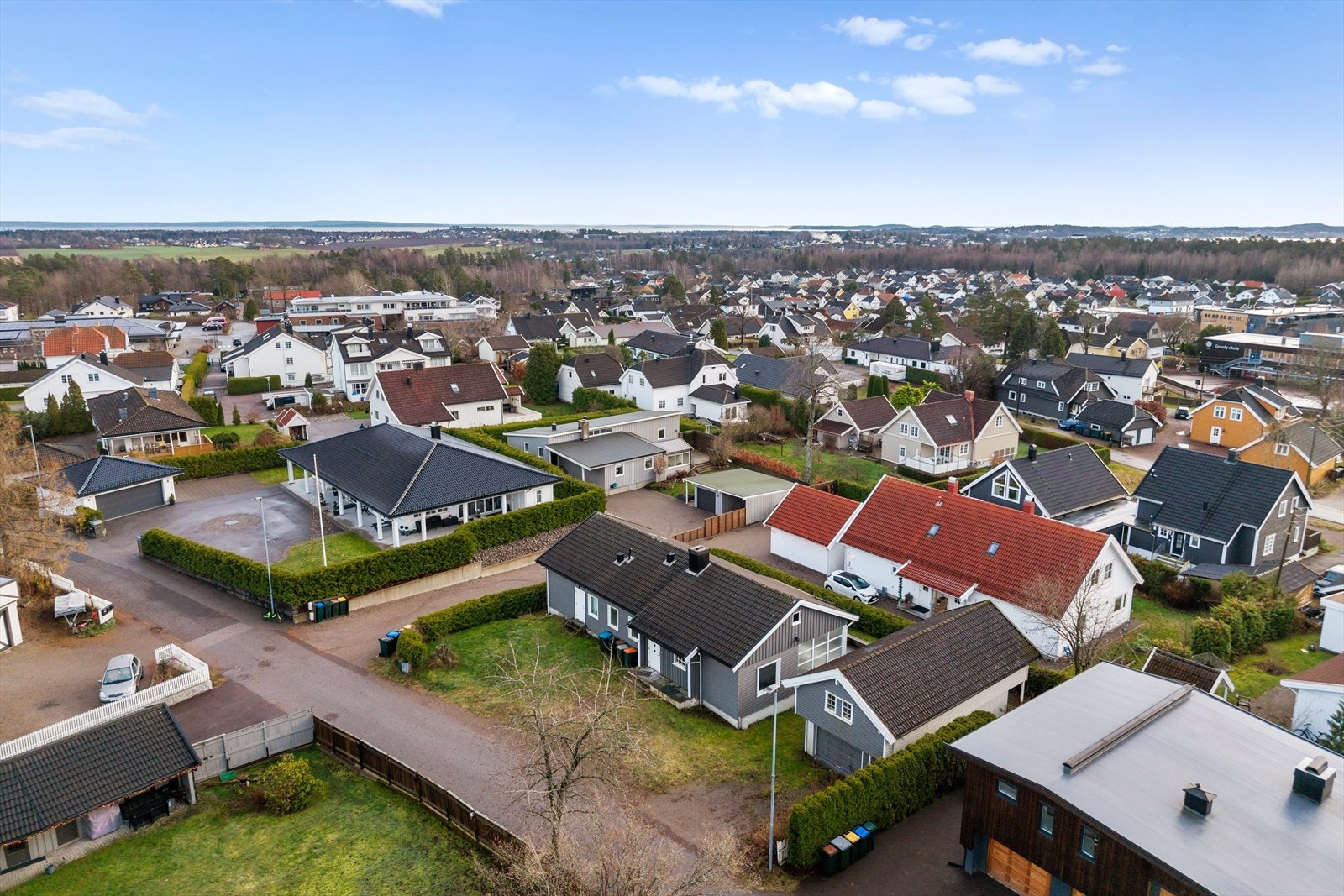 Samtidig har du kort vei til alt man trenger i hverdagen. Galleribilde