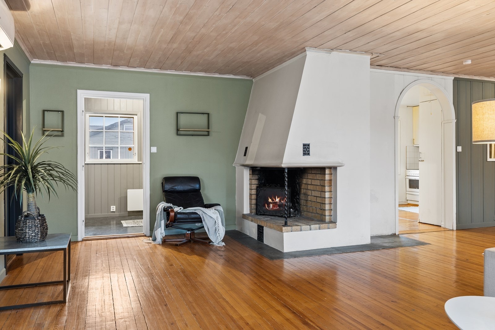 Her får du en romslig eiendom med mange muligheter. Galleribilde