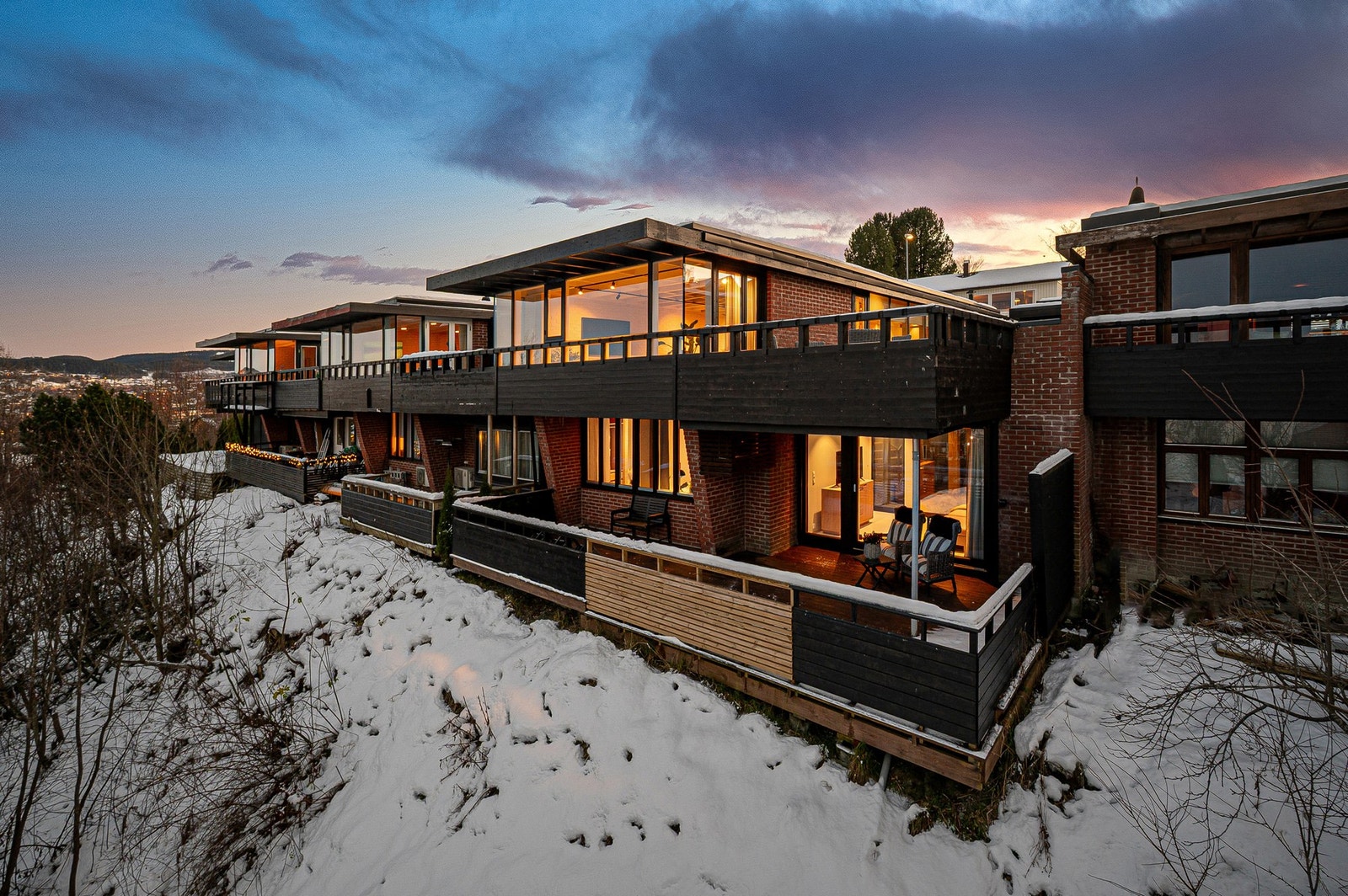 Her får du en stilsikker eiendom med særpreg og fine detaljer. Galleribilde